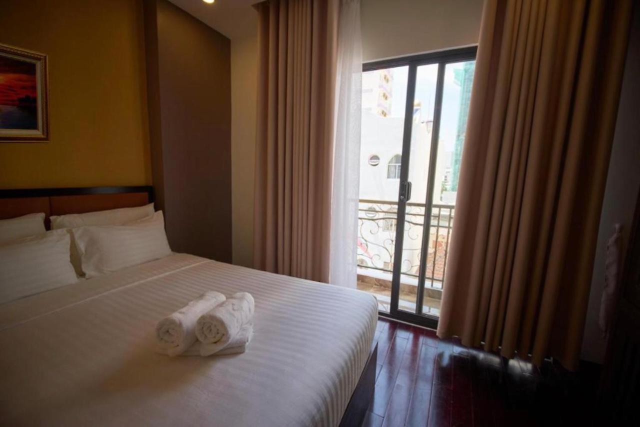 Aladin Hotel Nha Trang Esterno foto
